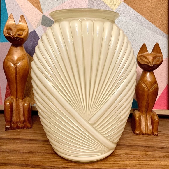 Vintage Other - v i n t a g e  :: Large Art Deco Revival Ribbed Draped  Vase